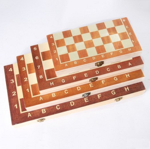 34011 wood chess