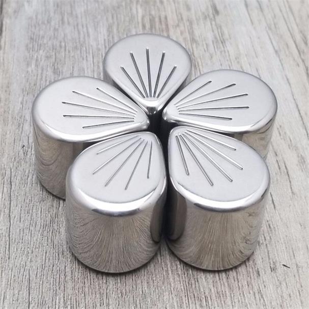 20012 sakura stainless steel whisky stone