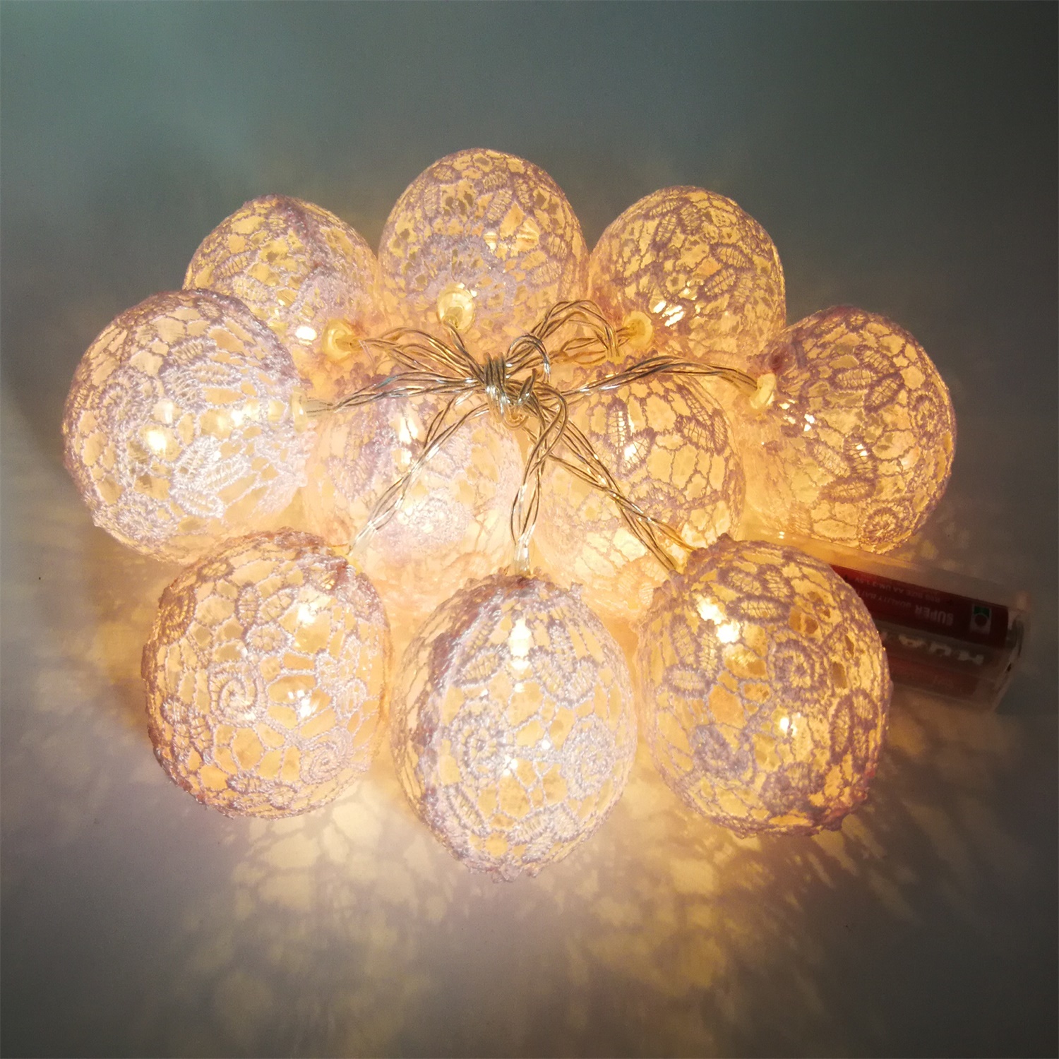 28528 Factory Wholesale Indoor Decoration LED Lace Ball Garland String Light 