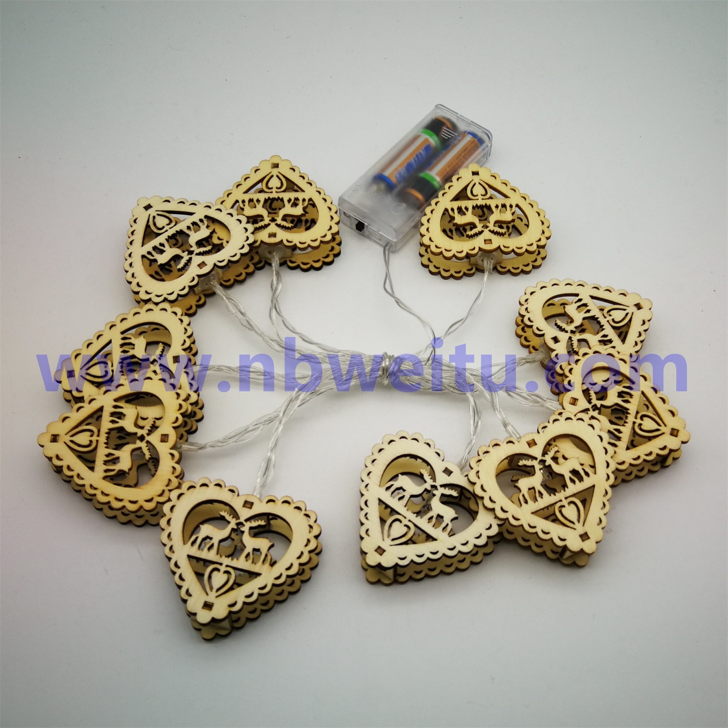 28577 China Wholesale LED Wooden Heart Pendant Garland String Light
