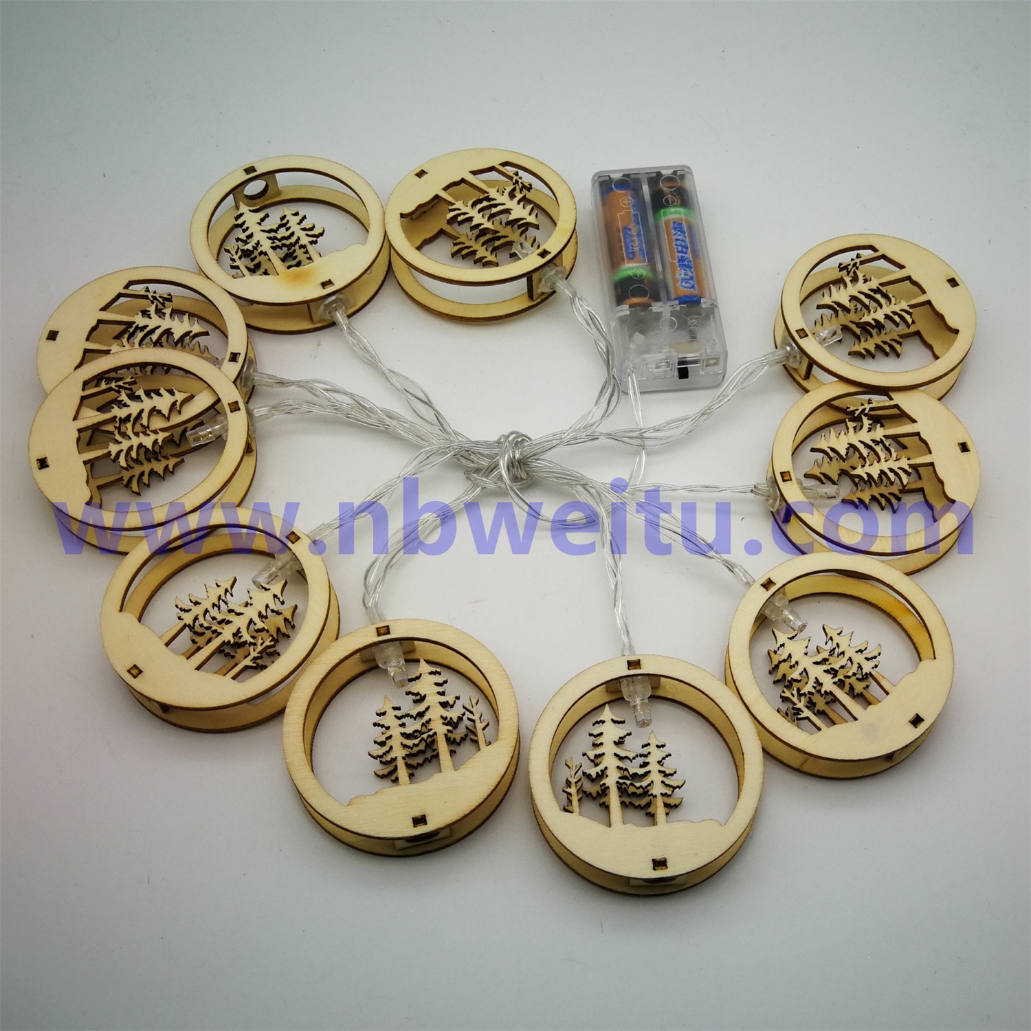 28595 Christmas Decorative Wooden Pendant LED Garland String Light