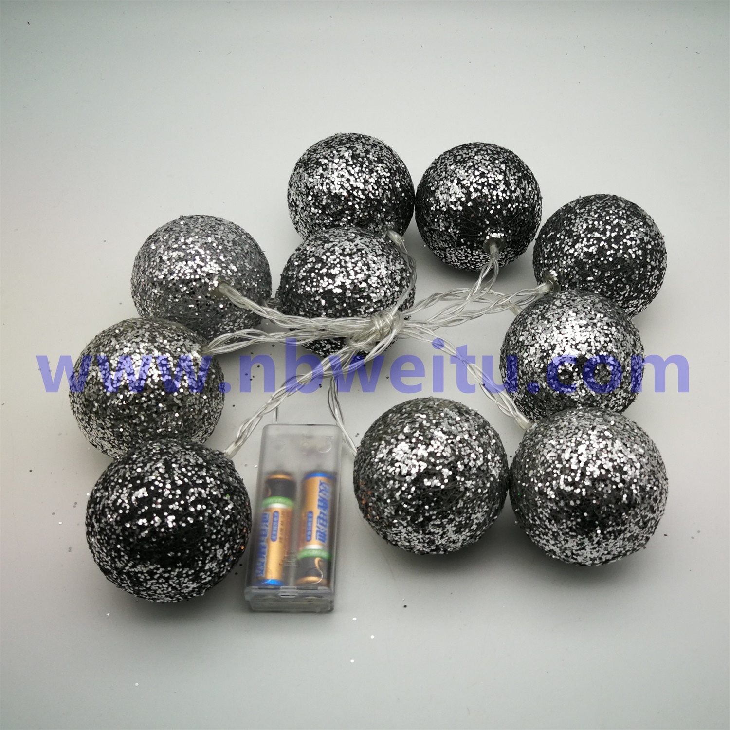 28696 China Wholesale Party Decoration LED Shining Powder Ball String Light 