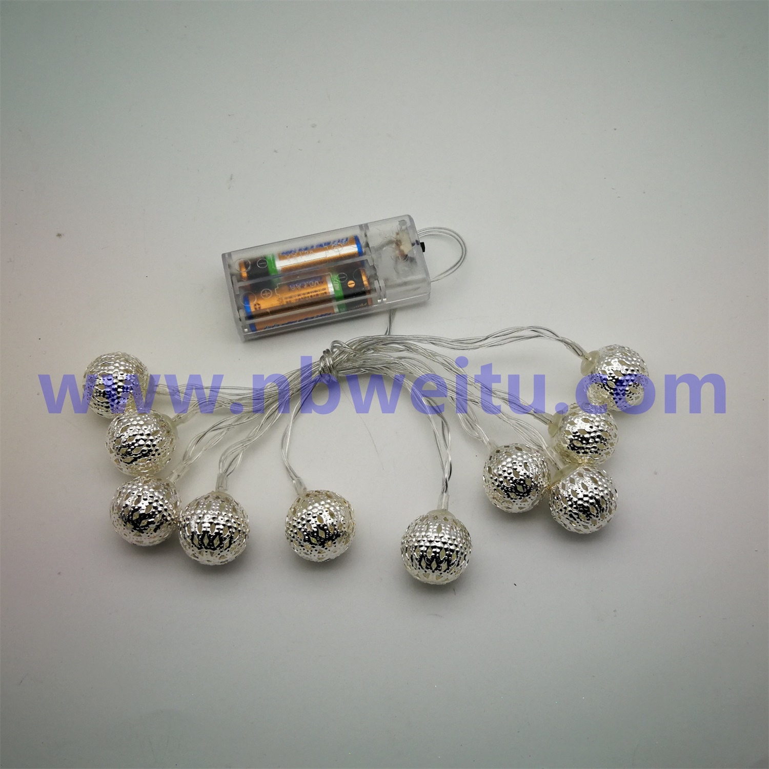 28746 China Wholesale Silver Metal Moroccan Ball Pendant 3W 4.5V LED String Light
