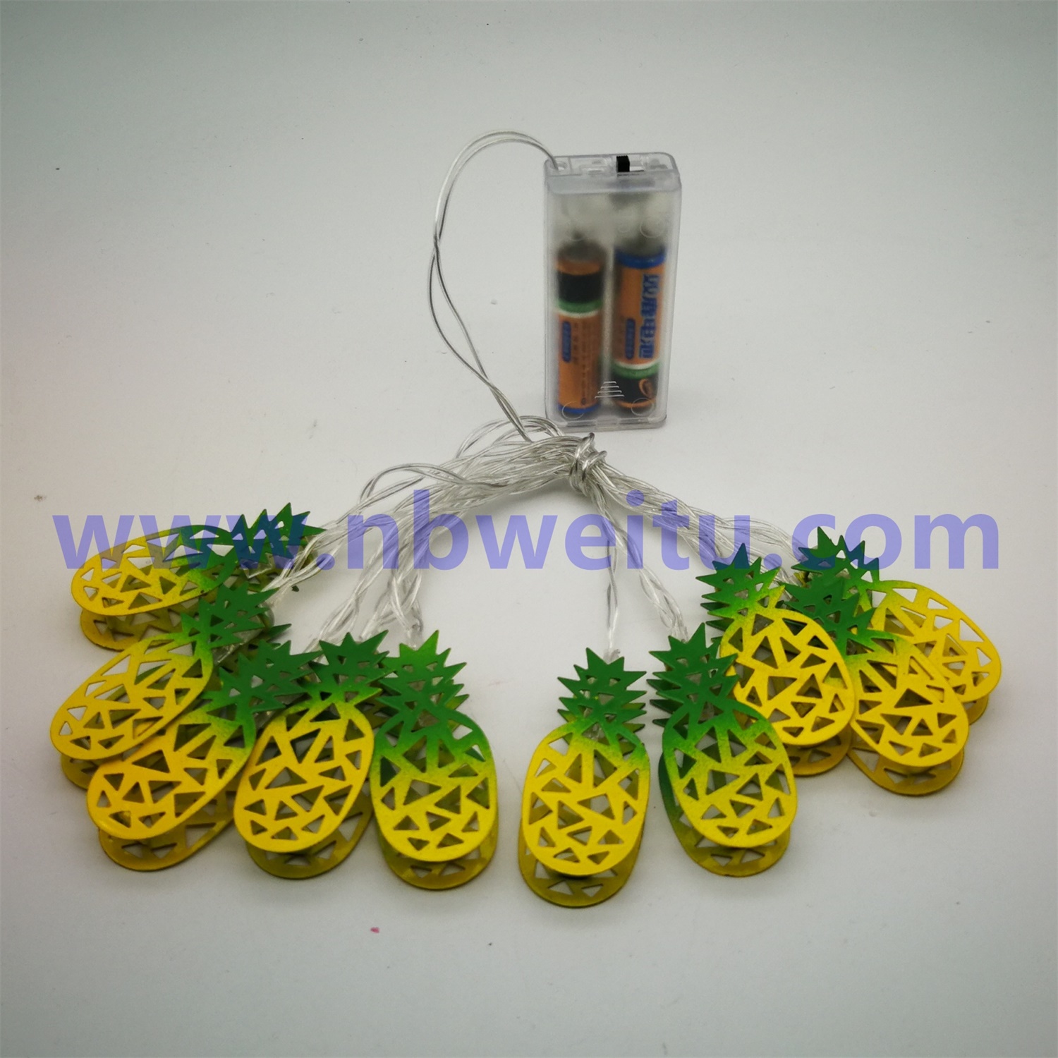 28770 China Wholesale IP44 waterproof LED Pineapple Fruit Garland String Light 