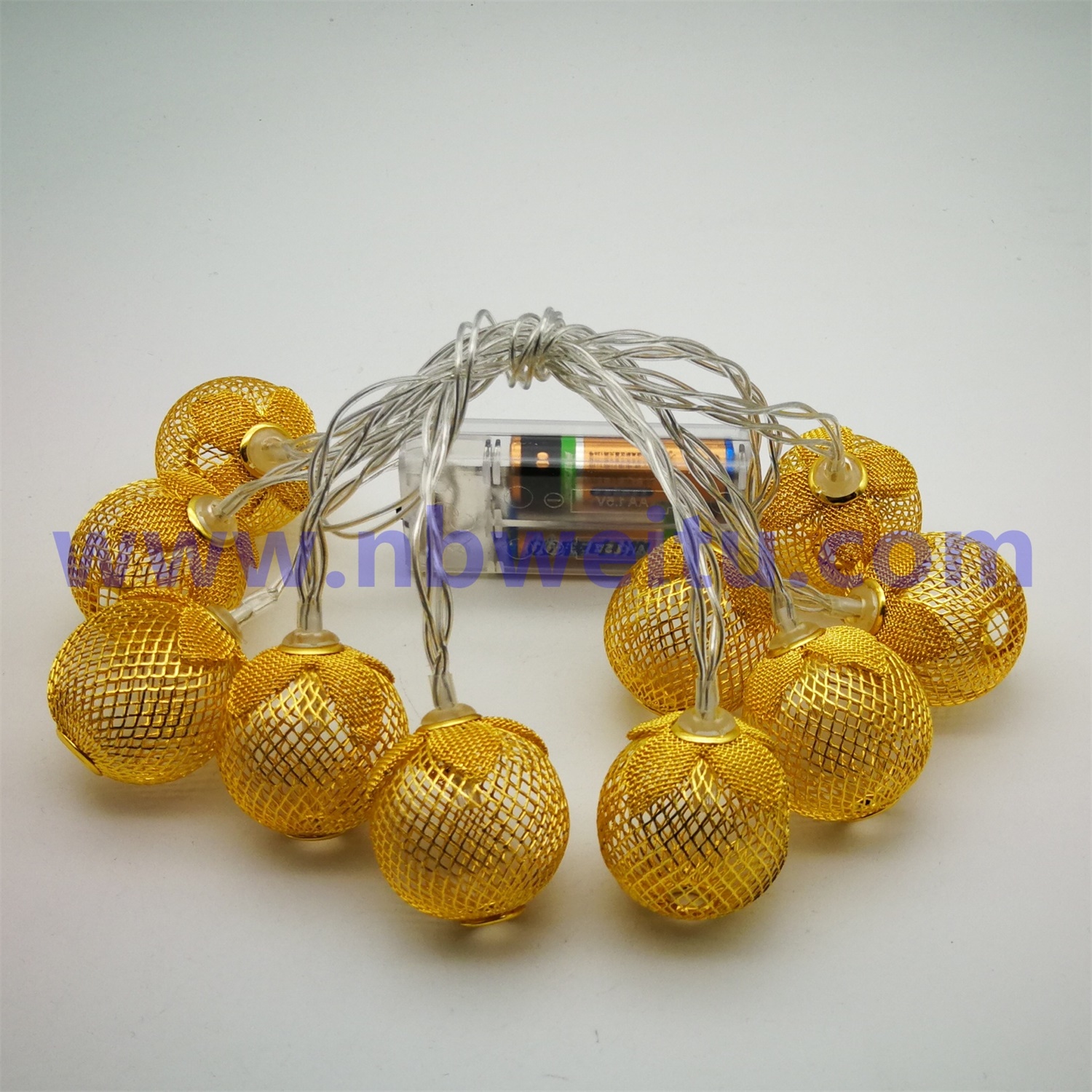 28788 China Wholesale Party Decoration 220V Golden Strawberry Pendant LED String Light 