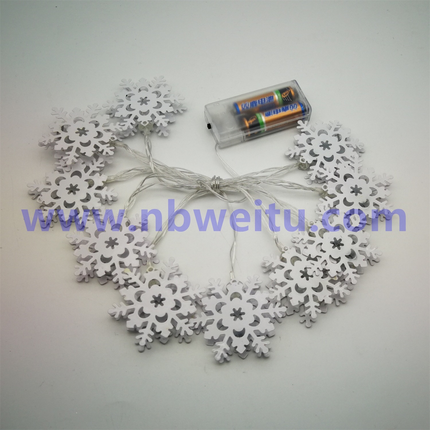 28807  Snowflake Pendant LED String Light 