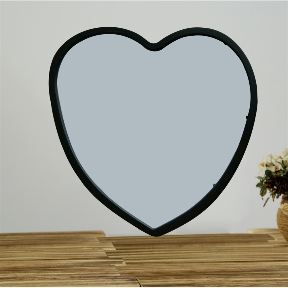 27158 Home Decoration Solar LED Heart Box Lantern 