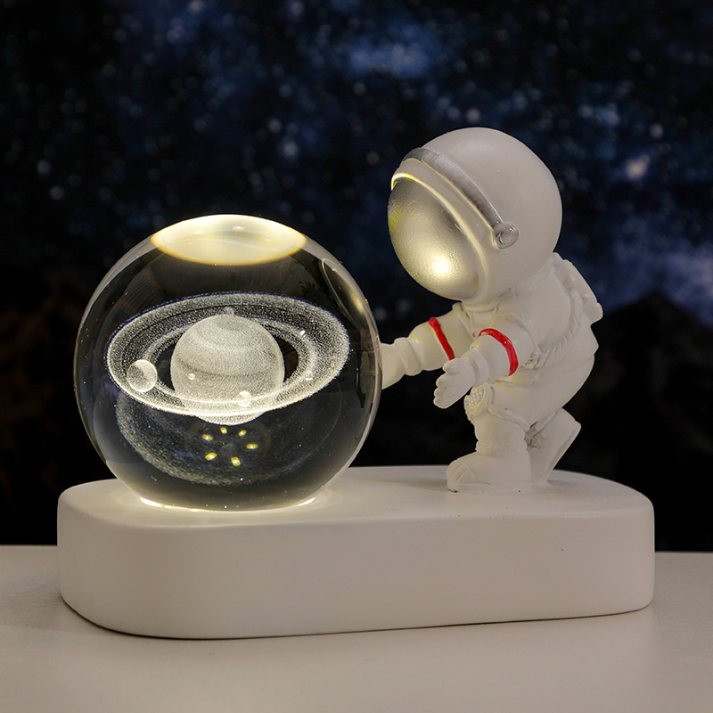 WT256 Creative astronaut night light crystal ball glowing base